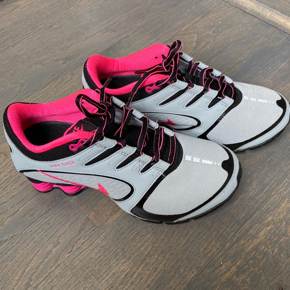 Nike Shox Pink and Grey Size 7.5 Like New